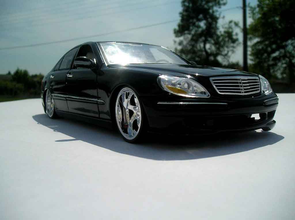 Mercedes Classe S 500 1/18 Maisto 500 dub black jantes chromees 18 pouces diecast model cars