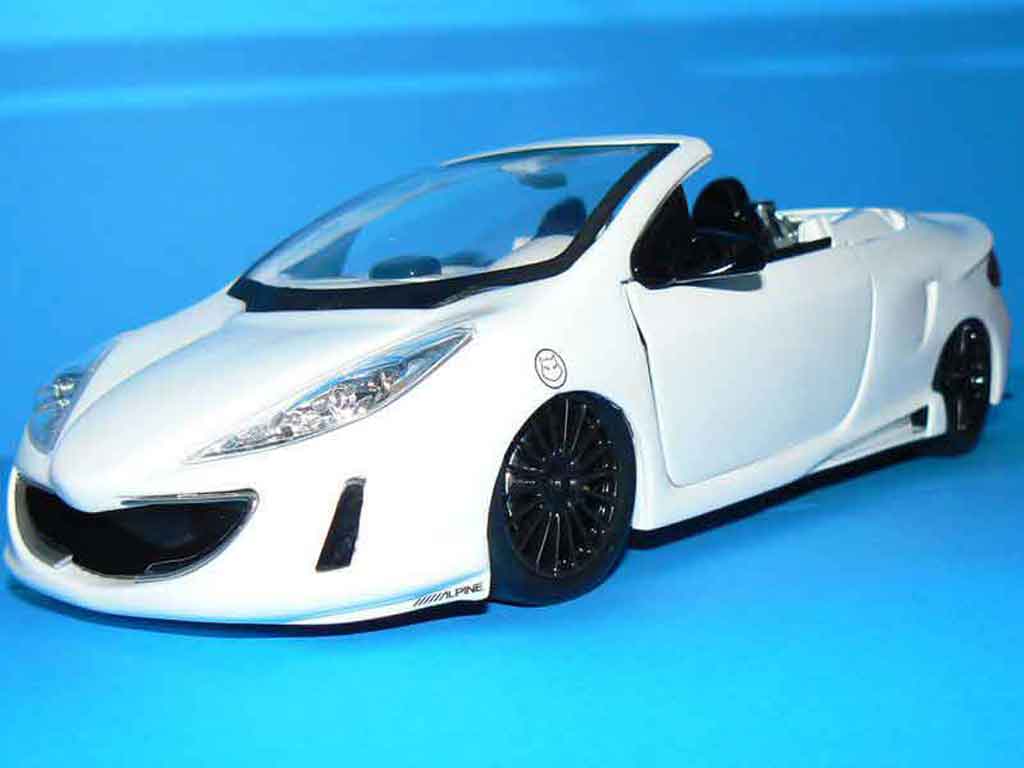 Peugeot 307 CC concept car 1/18 Solido