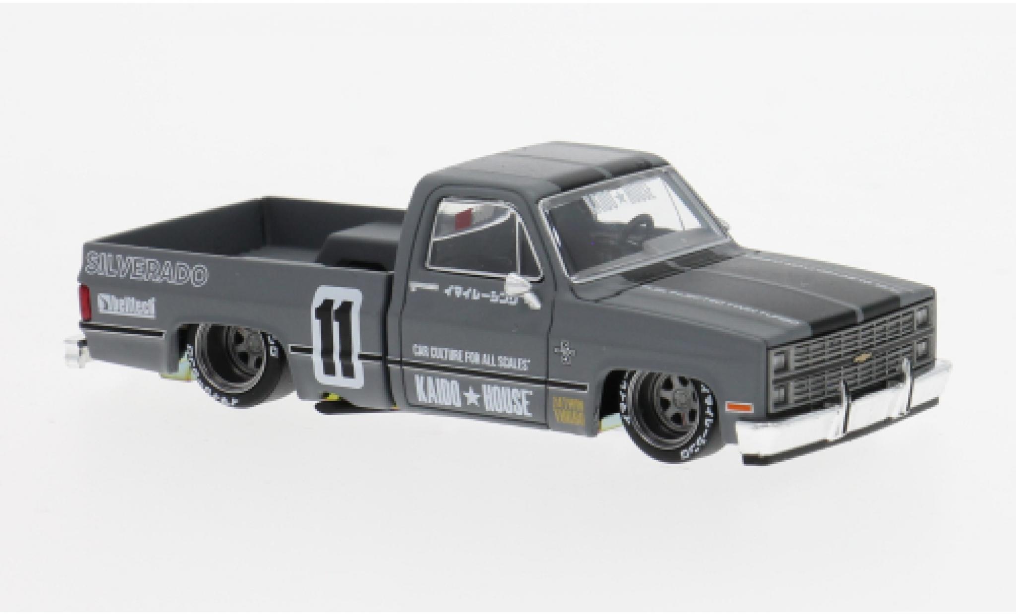 Chevrolet Silverado 1/64 Mini GT grey 1980 1:64 diecast model cars