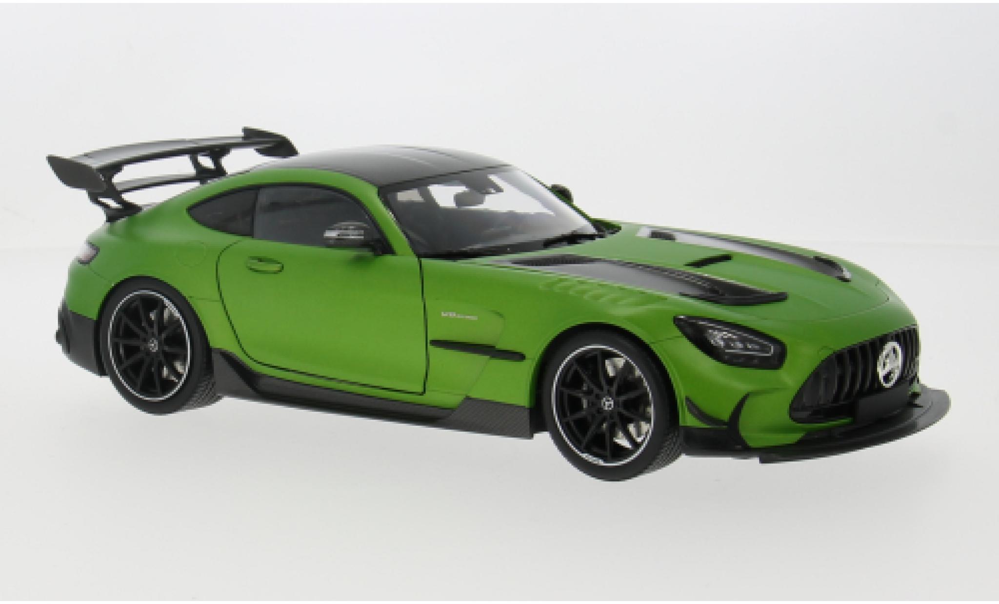 Mercedes AMG GT 1/18 Minichamps Black Series matt-green 2021 1:18 diecast model cars