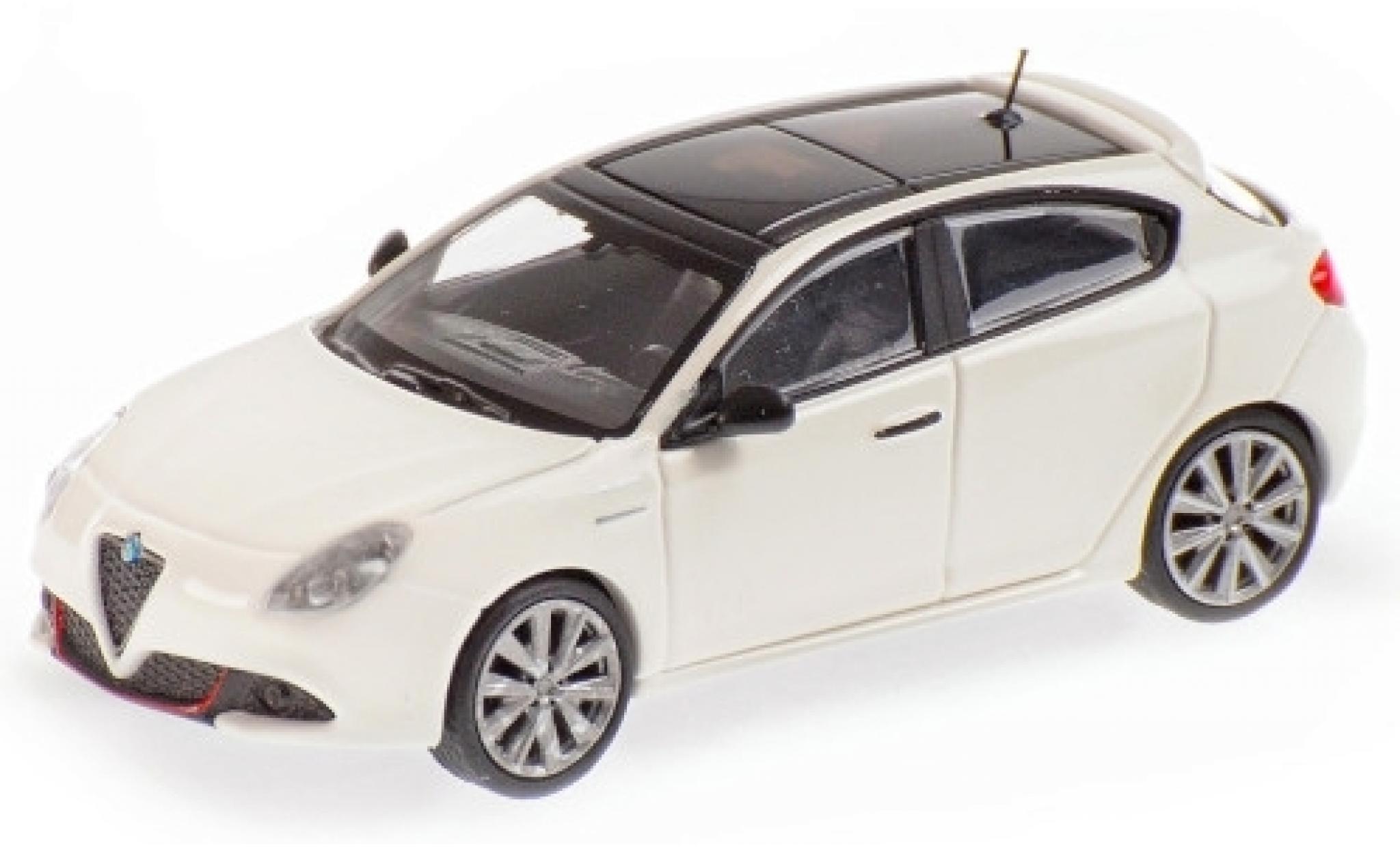 Alfa Romeo Giulietta 1/87 Minichamps Veloce white 2017 diecast model cars