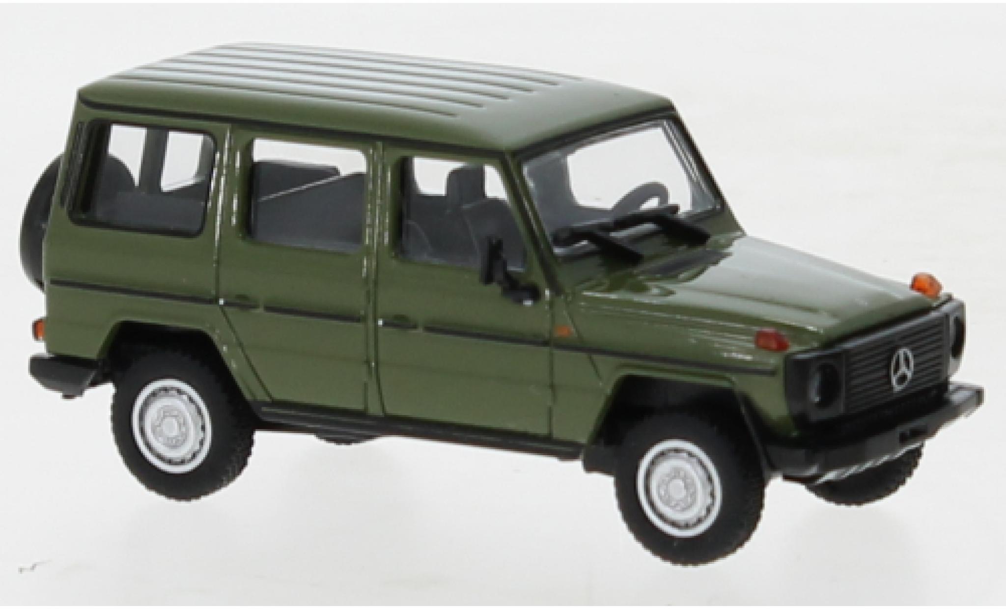 Mercedes 240 1/87 Minichamps G (W460) green 1979 diecast model cars