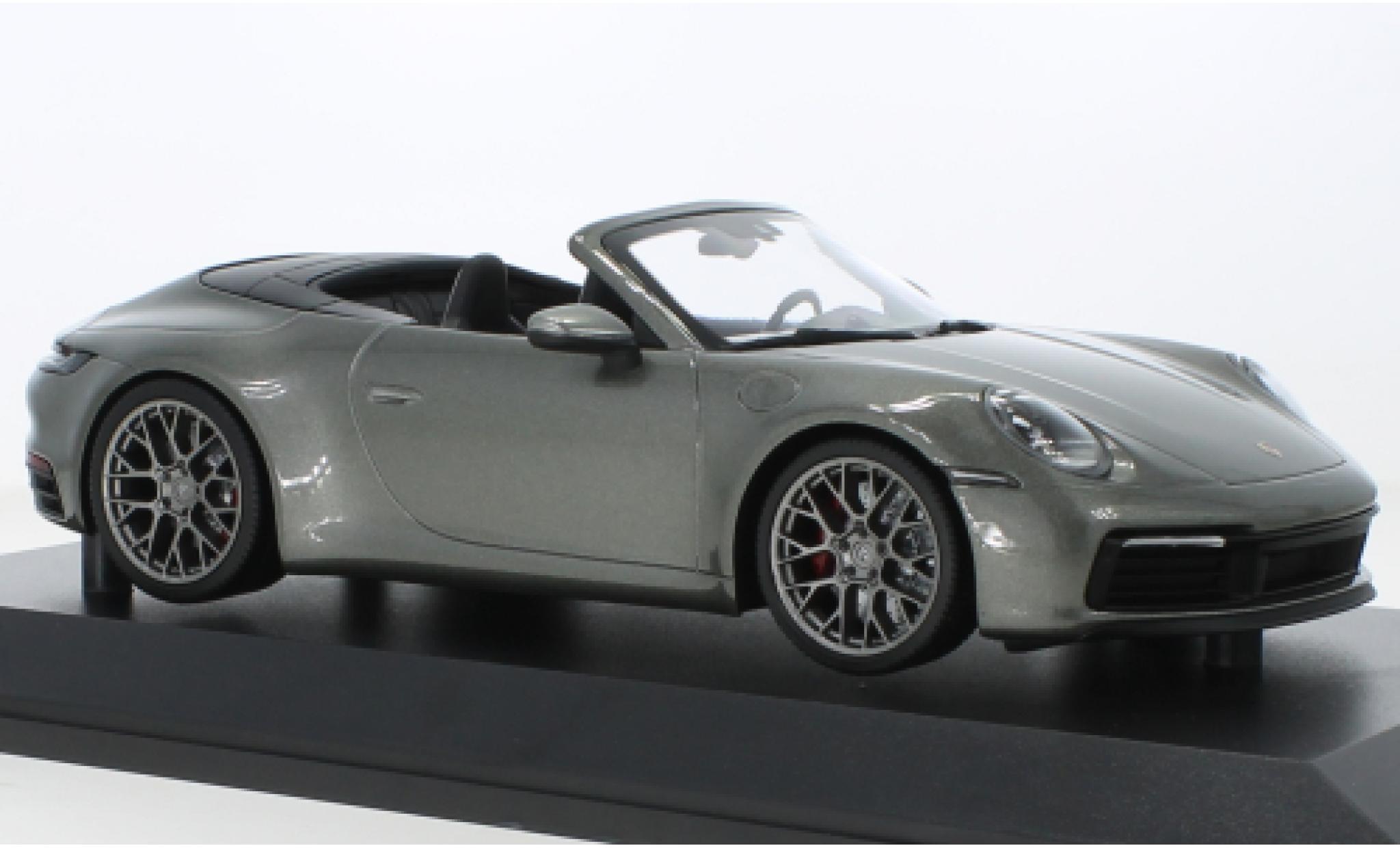 Porsche 992 4S 1/18 Minichamps 911  Carrera Convertible metallise green 2019 diecast model cars