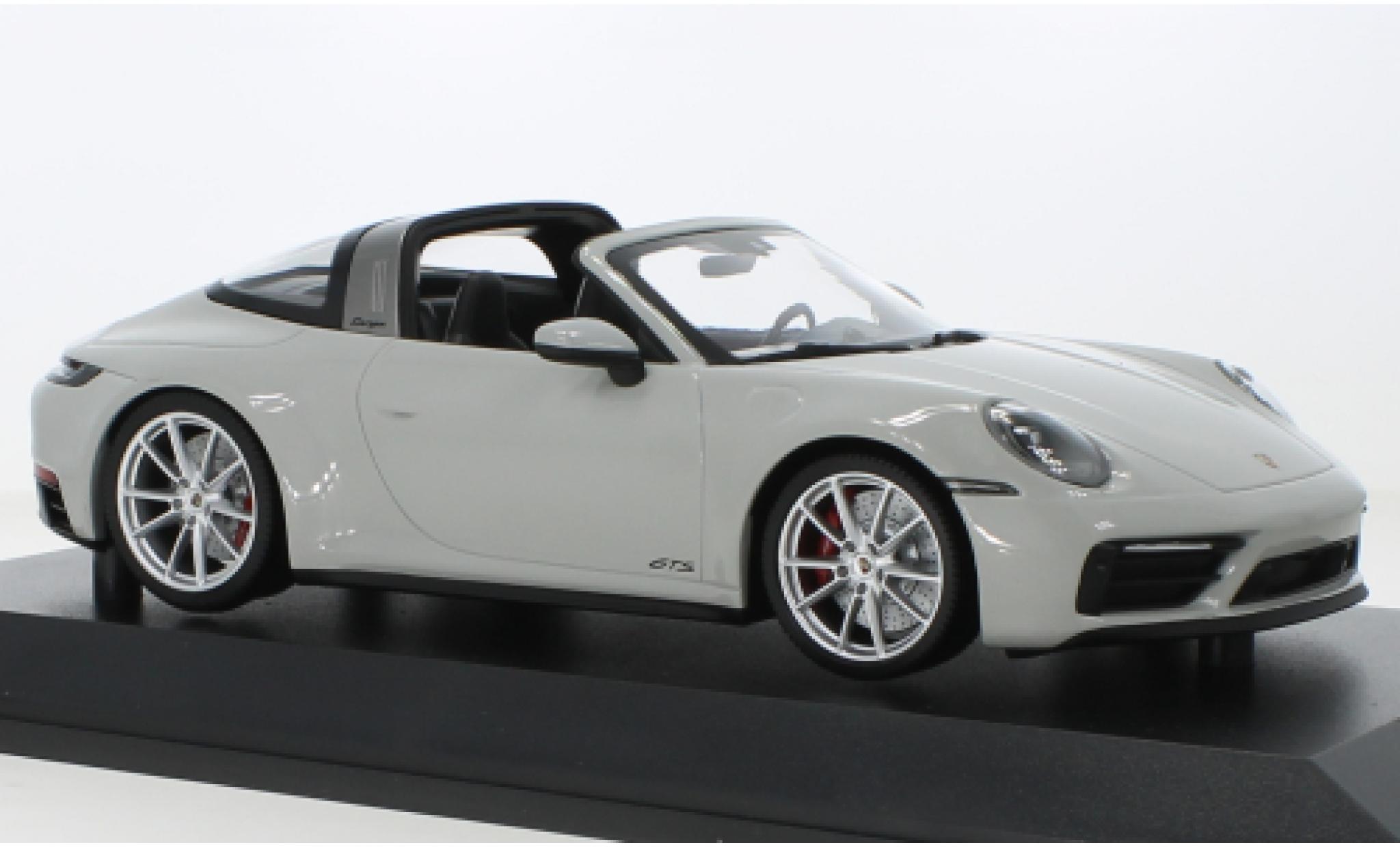 Porsche 992 Targa 1/18 Minichamps 911  4 GTS grey 2021 diecast model cars