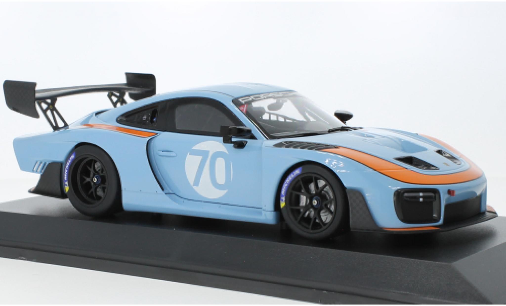 Porsche 935 1/18 Minichamps /19 blue clair/orange 2019 diecast model cars