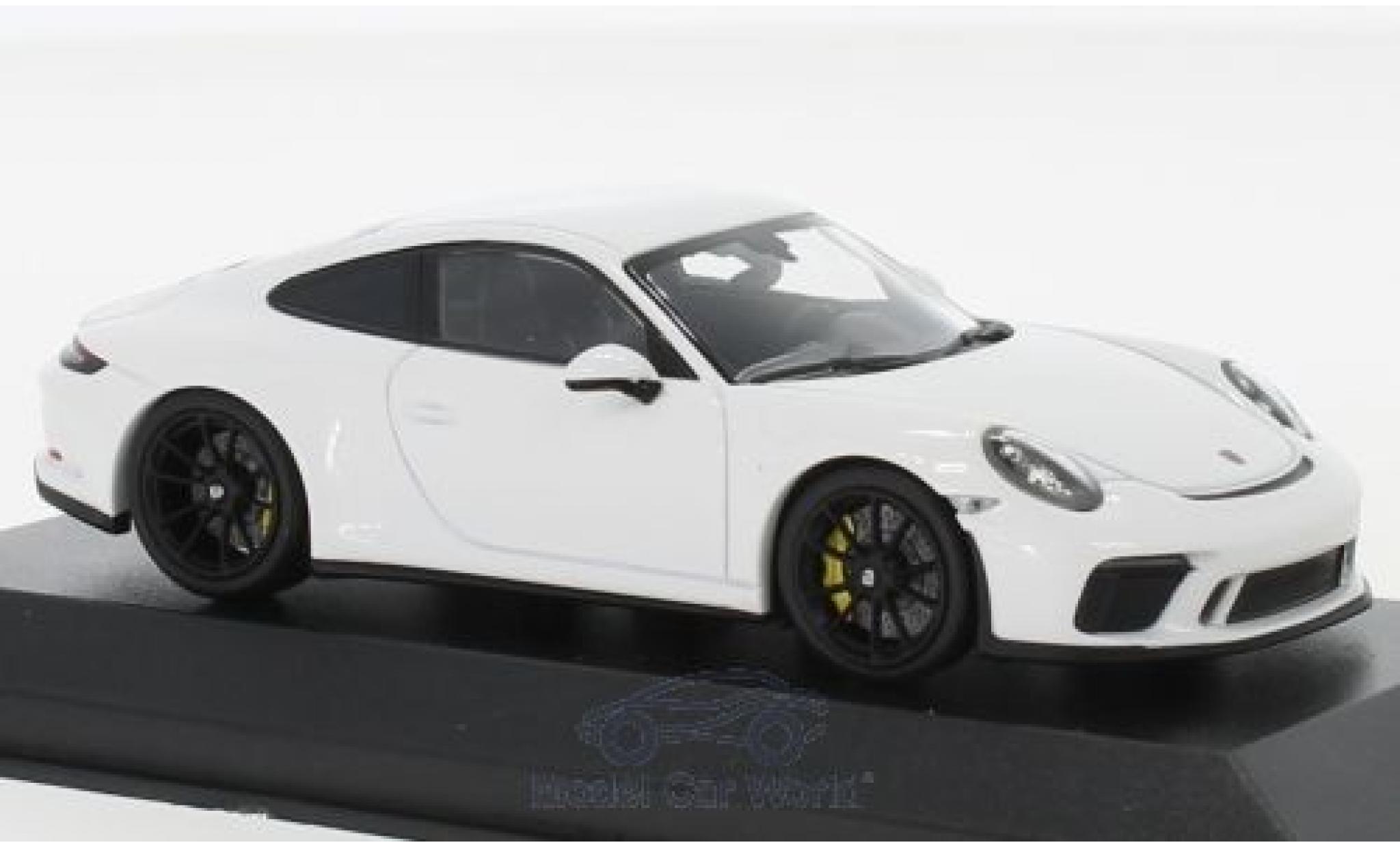 Porsche 991 GT3 1/43 Minichamps 911 (.2) GT3 Touring white 2018 diecast model cars