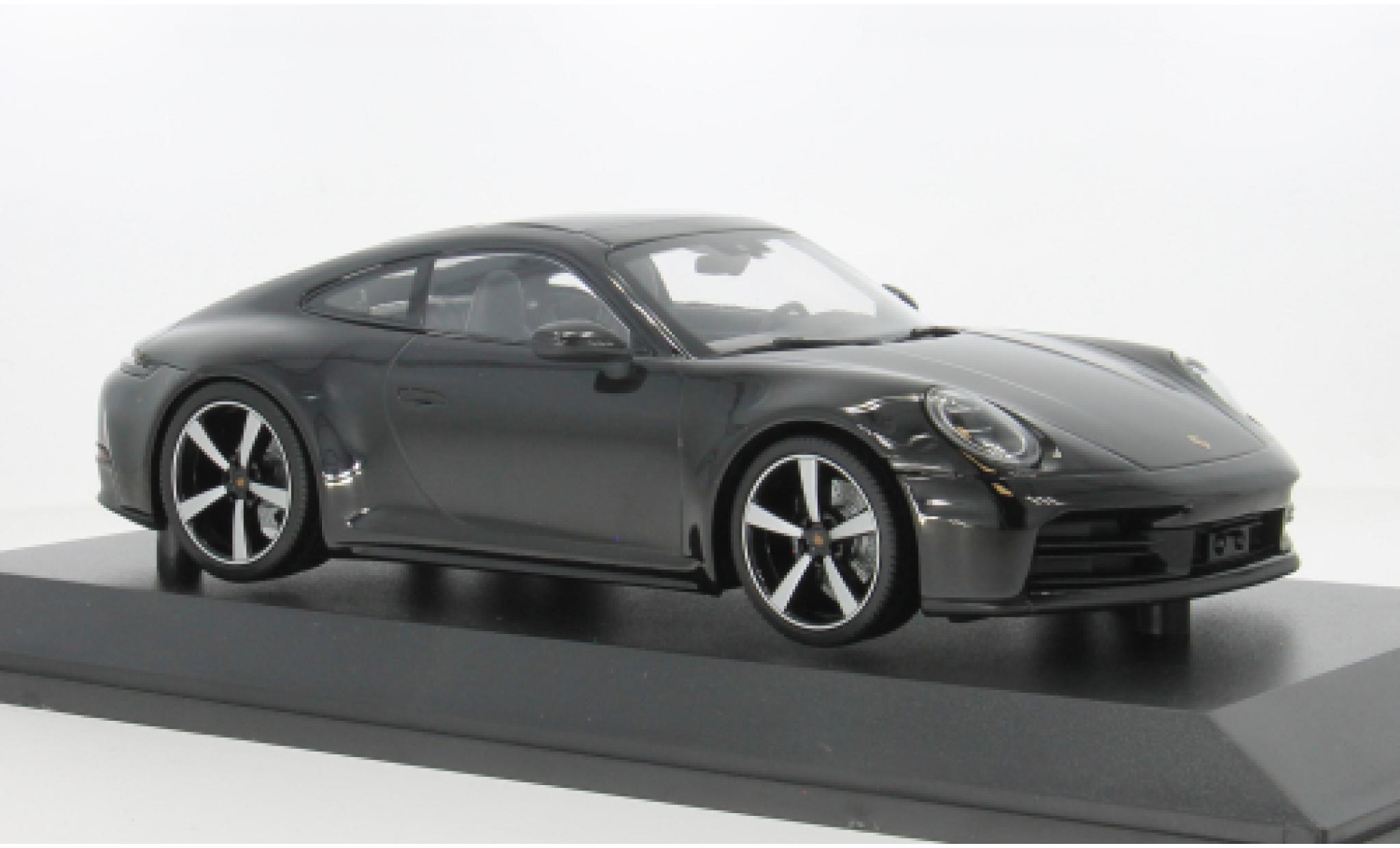 Porsche 992 1/18 Minichamps 911 (.2) Carrera Coupe black 2024 1:18 diecast model cars