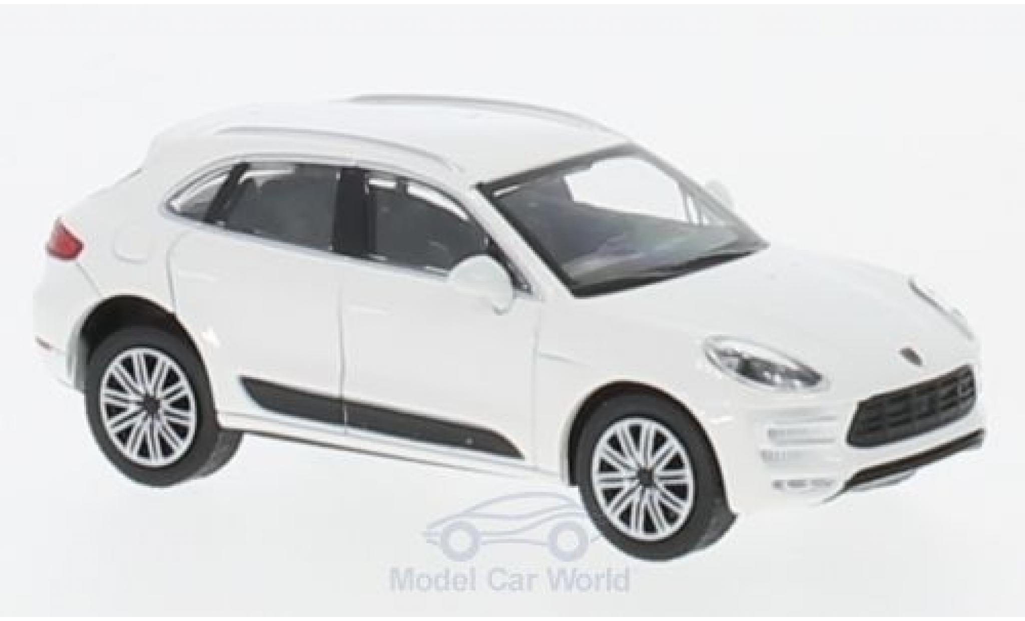 Porsche Macan Turbo 1/87 Minichamps Turbo white 2013 diecast model cars