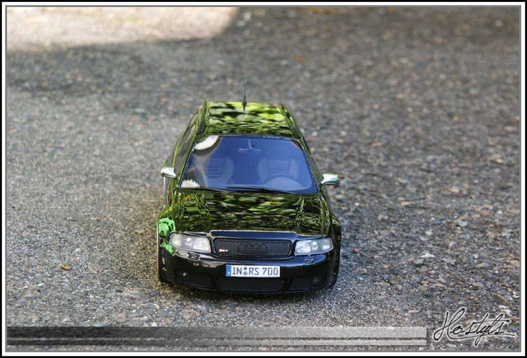 Audi RS4 avant B5 Black Edition By MRC 1/18 Ottomobile