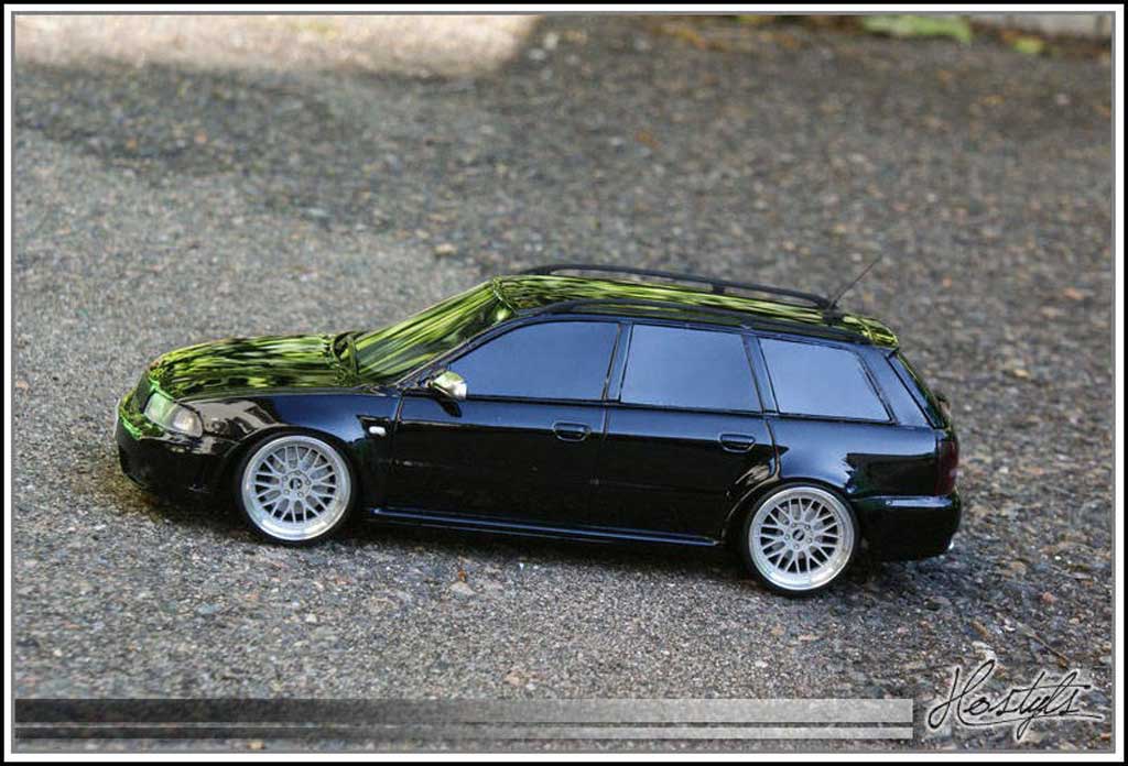 Audi RS4 avant B5 Black Edition By MRC 1/18 Ottomobile