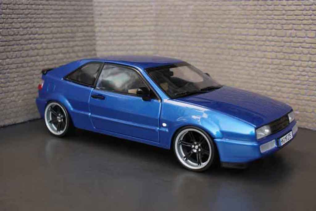 Volkswagen Corrado VR6 1/18 Revell VR6 blue metallized diecast model cars
