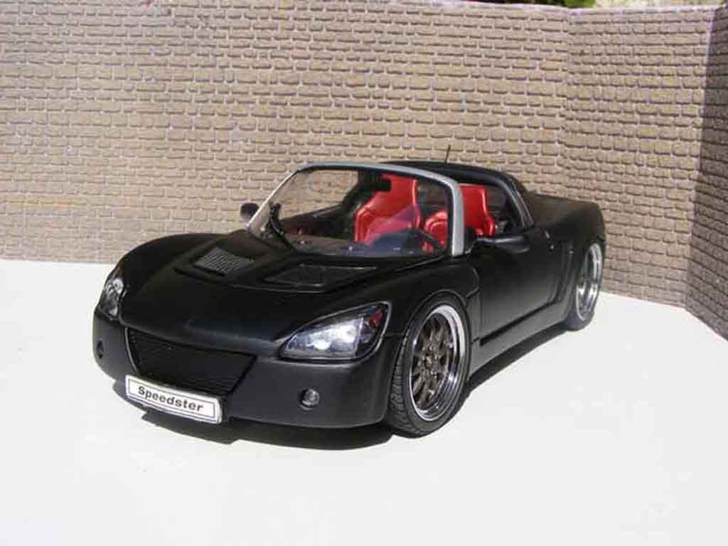 Opel Speedster Base noir blackhawk 1/18 Welly