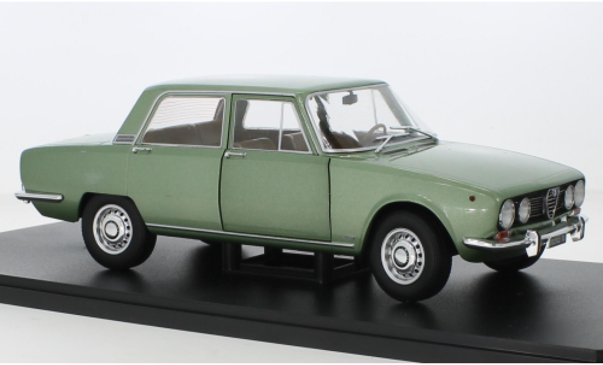 Alfa Romeo 1750 1/18 Mitica Berlina metallise green 1968 diecast model cars