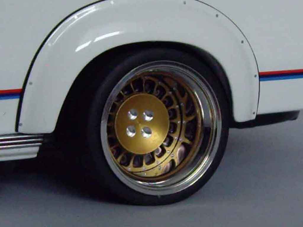 Bmw 2002 Turbo jantes bbs 1/18 Kyosho