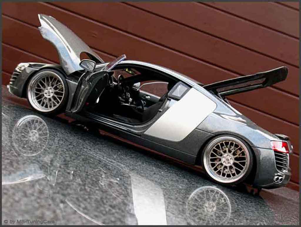 Audi R8 4.2 fsi . jantes 20 pouces 1/18 Maisto