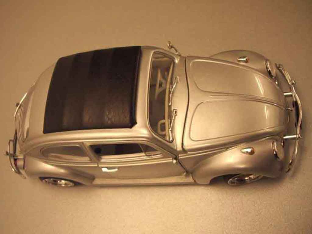 Volkswagen Kafer Base coxinelle grey jantes bords larges 1/18 Burago