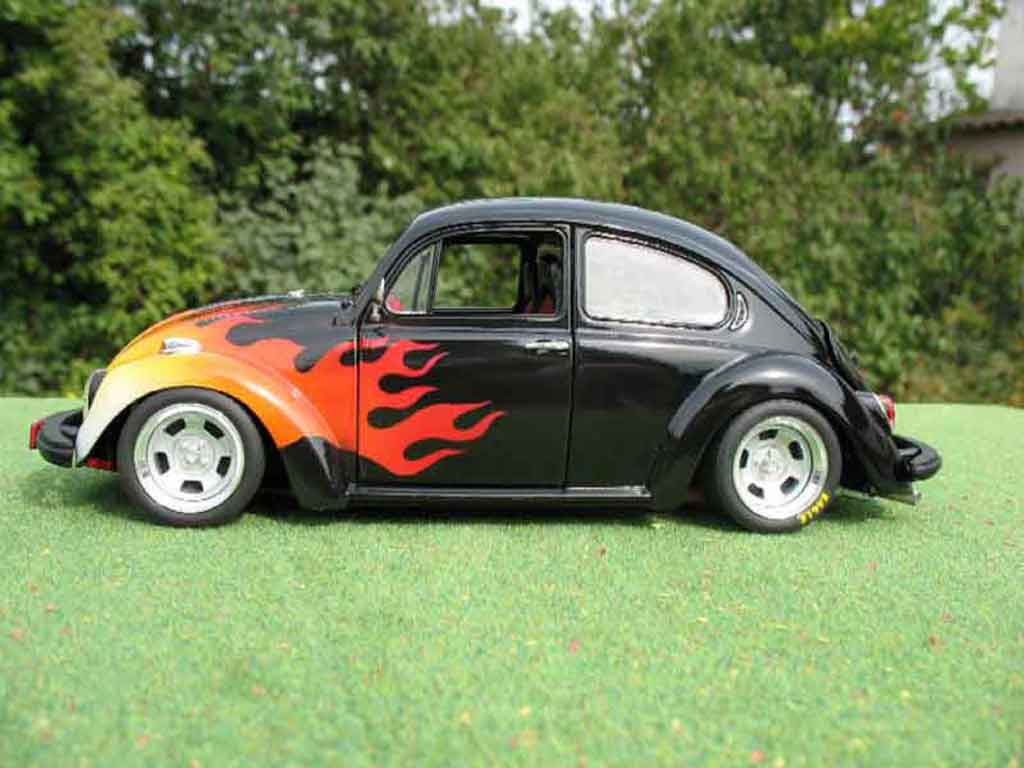 Volkswagen Kafer Base coxinelle noir flaming us 1/18 Solido