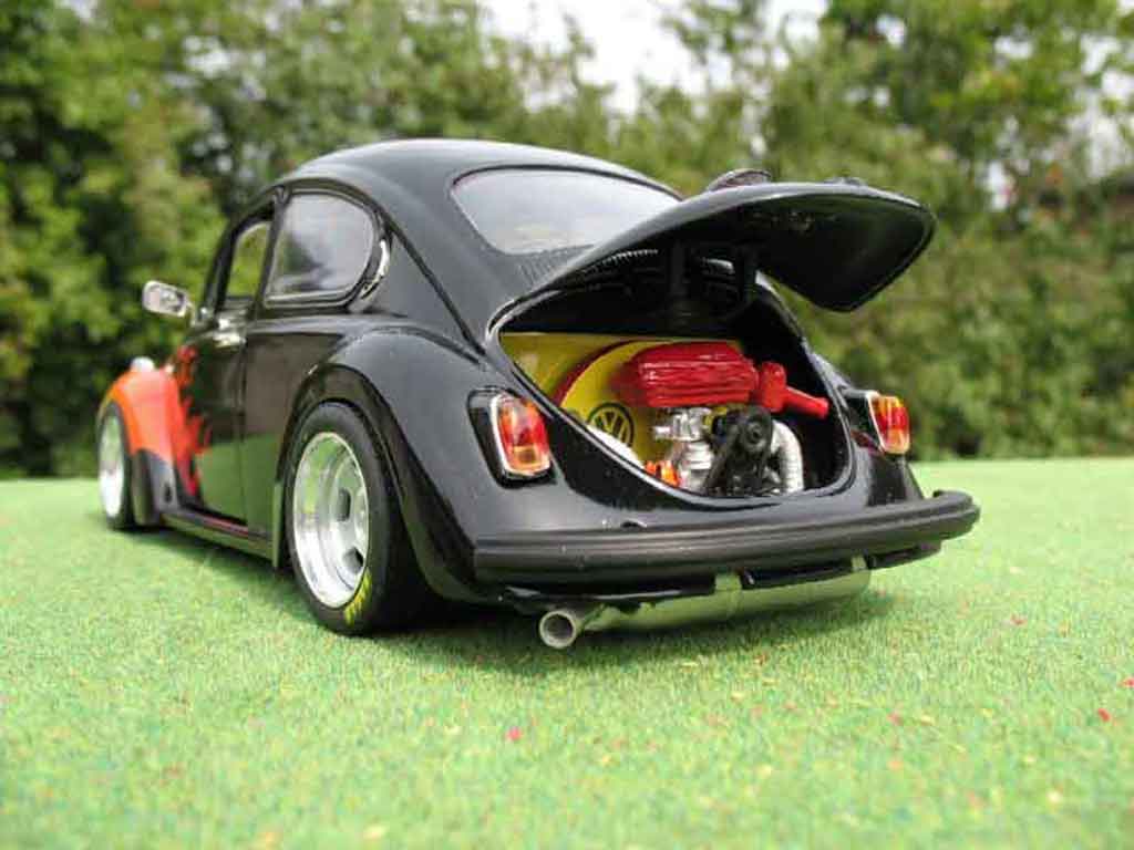 Volkswagen Kafer Base coxinelle noir flaming us 1/18 Solido