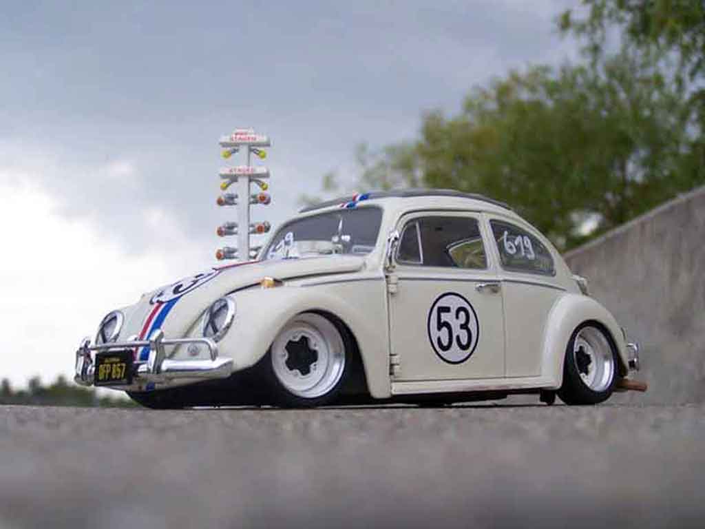 Volkswagen Kafer Herbie coxinelle jantes bords larges 1/18 Burago