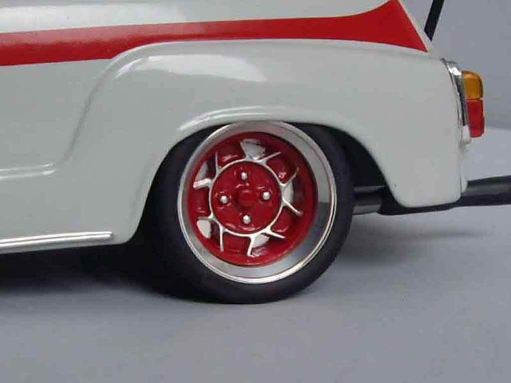 Fiat 850 Abarth TC 1000 1/18 Revell