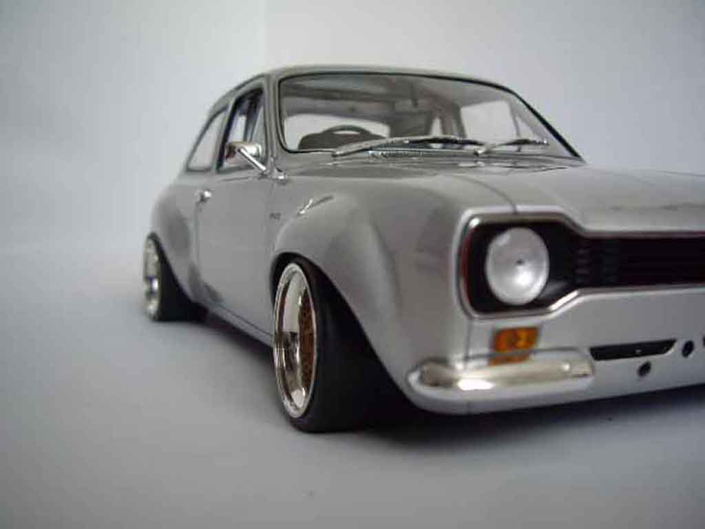 Ford RS 1600 1/18 Minichamps grey jantes nid dabeilles diecast model cars