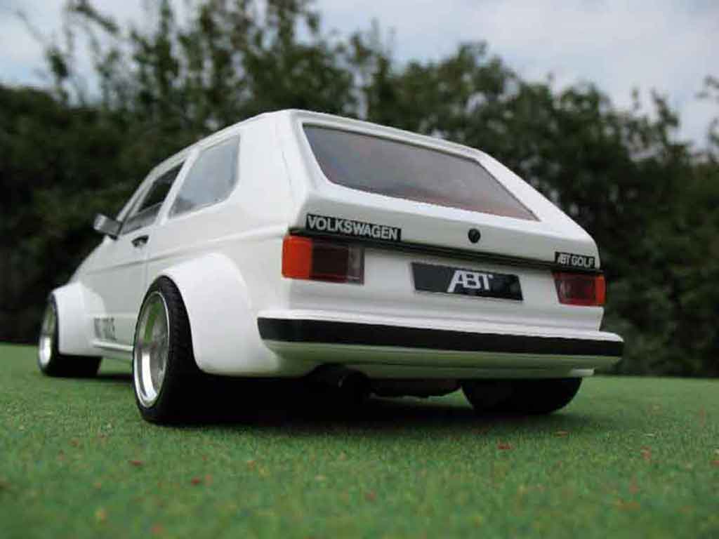 Volkswagen Golf GTI kit abt 1/18 Solido
