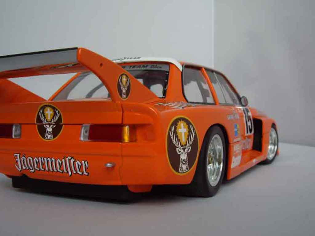 Bmw 320 course E21 i jagermeister faltz alpina hans joachim piece 1977 1/18 Minichamps