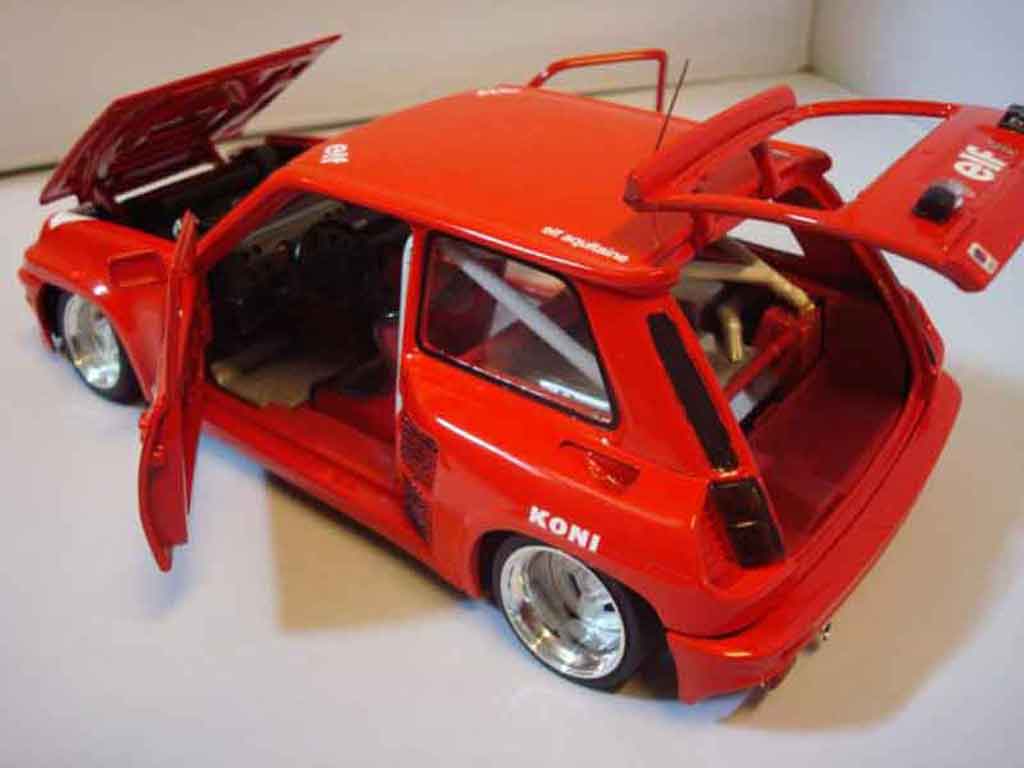 Renault 5 Turbo 2 red rallye 1/18 Universal Hobbies