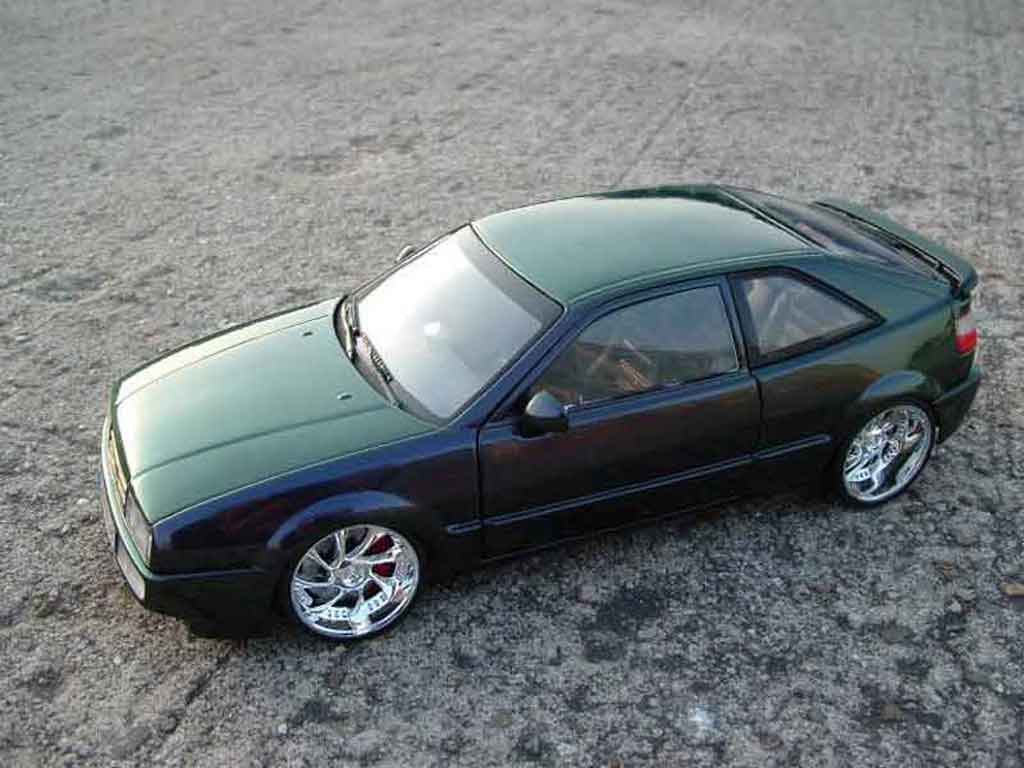 Volkswagen Corrado VR6 1/18 Revell VR6 grun cameleon diecast model cars
