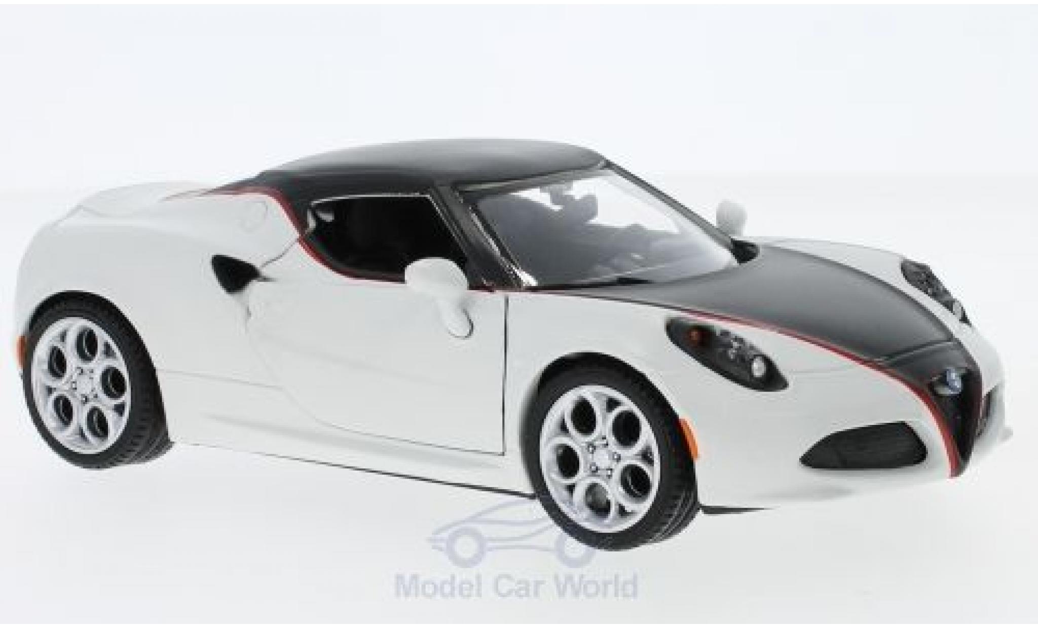 Alfa Romeo 4C 1/24 Motormax matt-white/matt-black diecast model cars