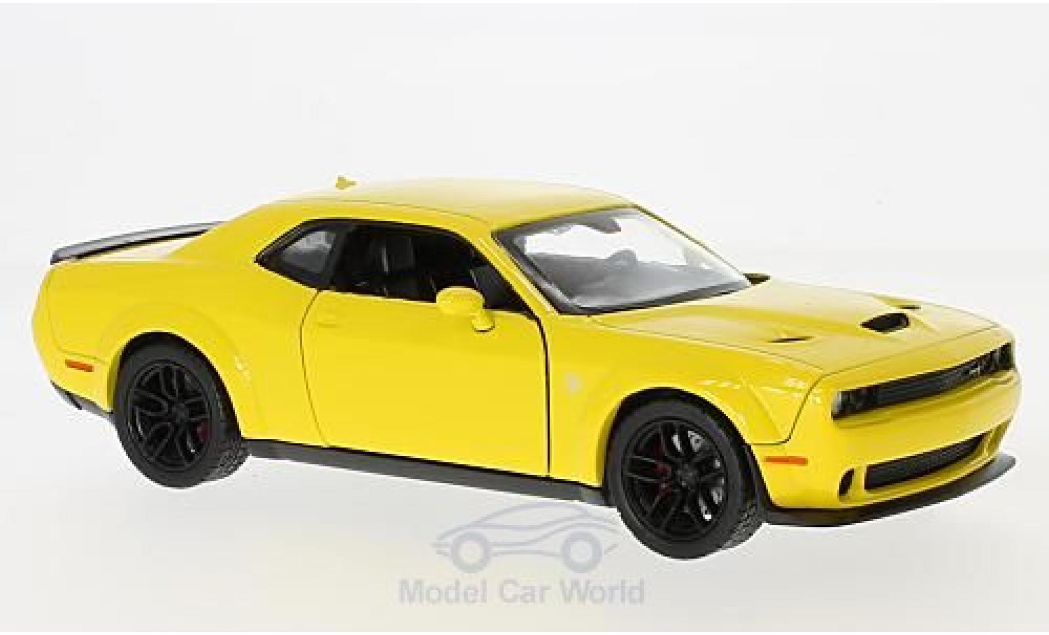 Dodge Challenger 1/24 Motormax SRT Hellcat Wide-Body yellow 2018 diecast model cars