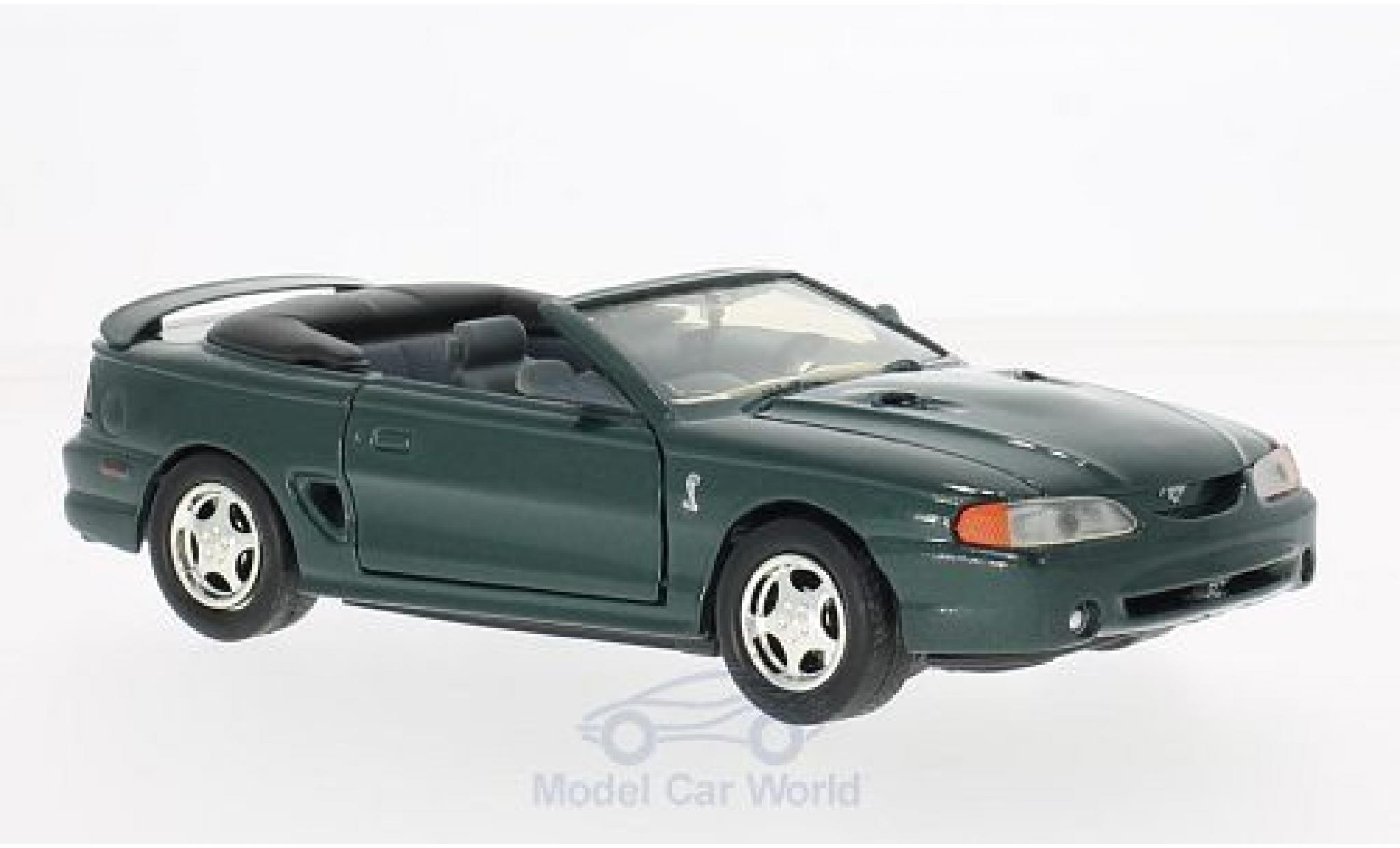Ford Mustang 1/24 Motormax SVT Cobra Convertible metallic green 1998 diecast model cars