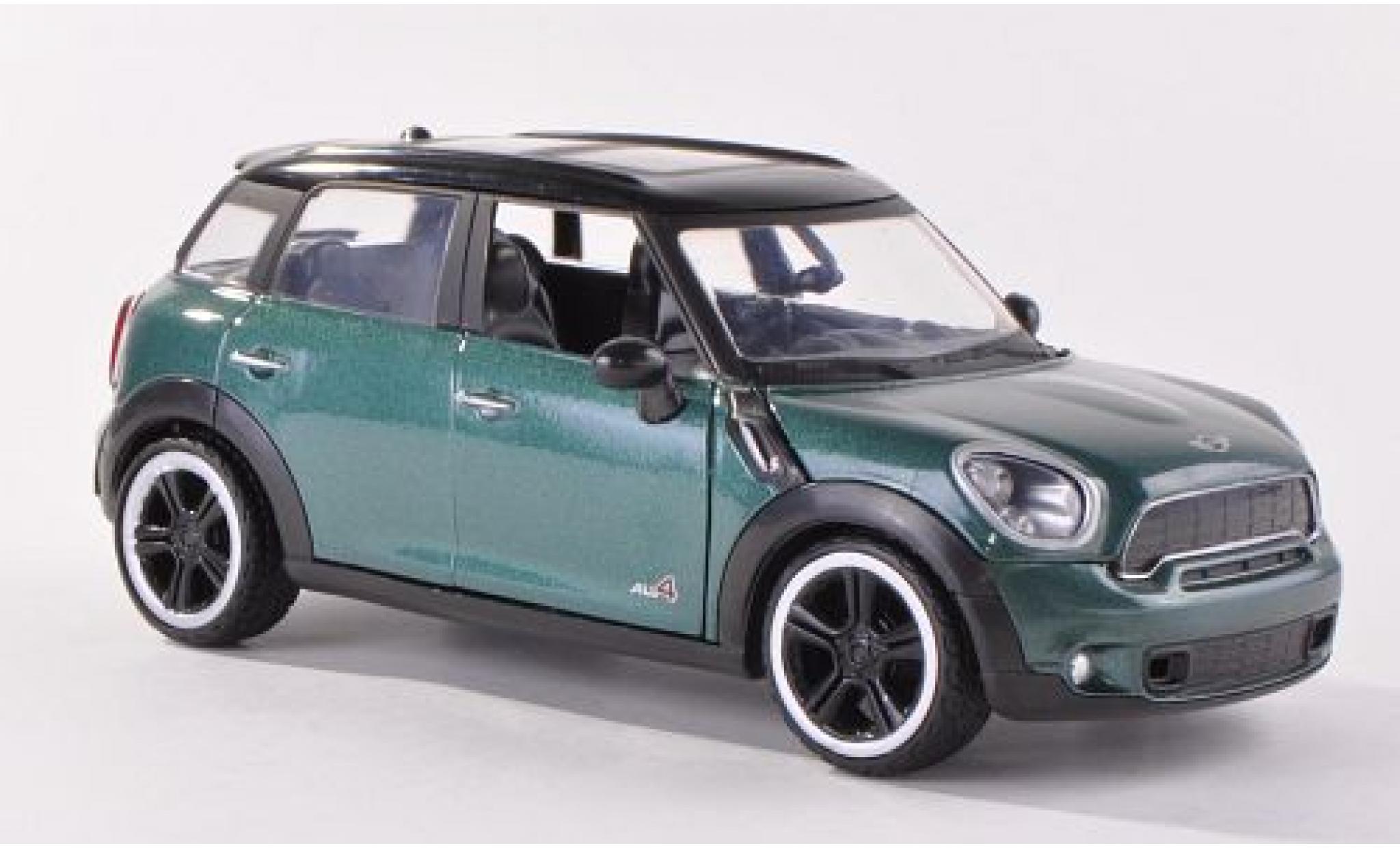 Mini Cooper 1/24 Motormax S Countryman metallic green fonc&eacute;/black diecast model cars