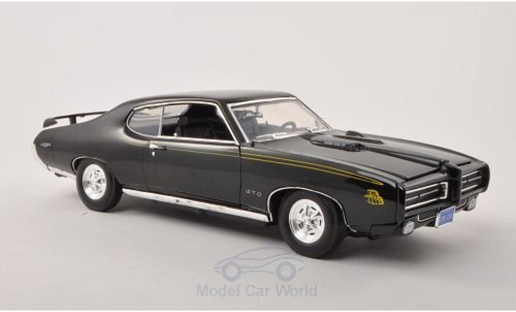 Pontiac GTO 1/18 Motormax Judge black 1969 ohne Vitrine diecast model cars