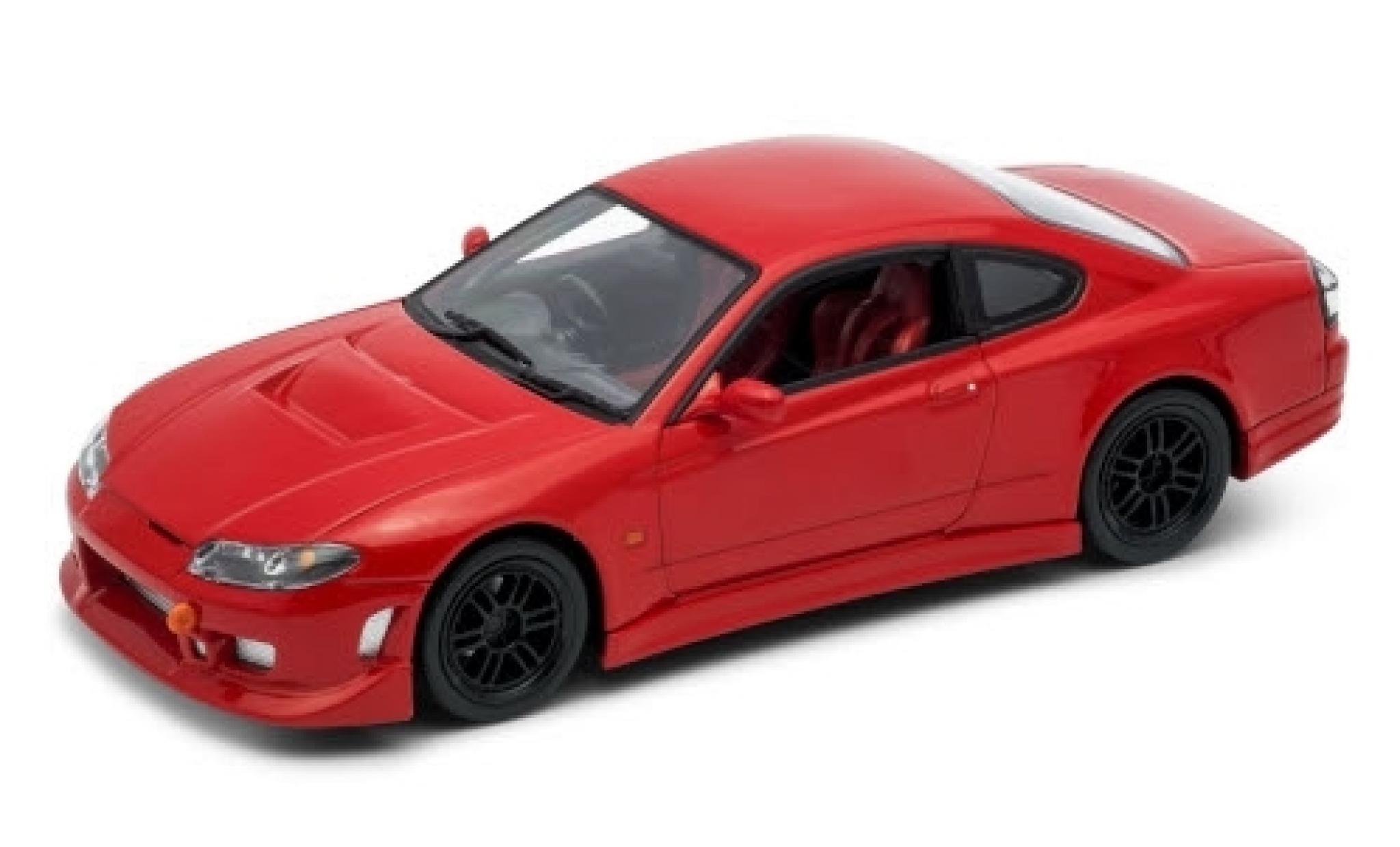 Nissan Silvia 1/24 Welly (S15) T red 1:24 diecast model cars