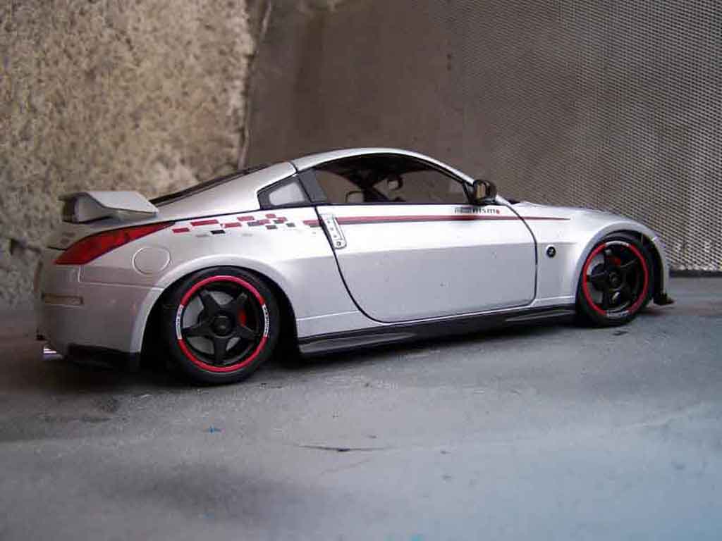 Nissan 350Z Base Nismo s-tune jantes oz 1/18 Autoart
