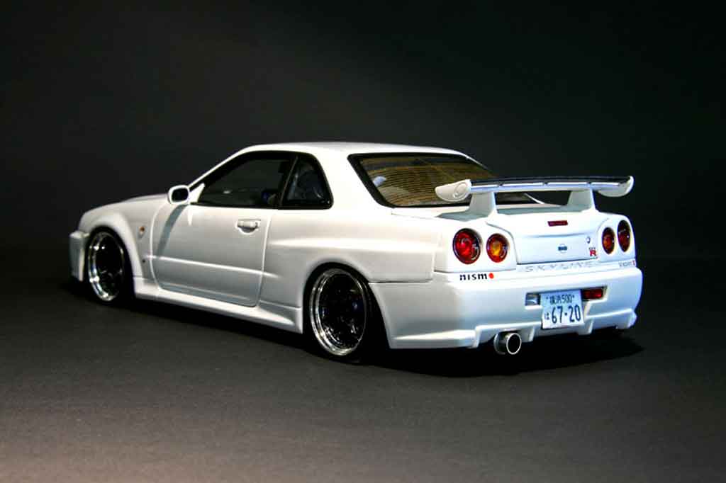 Nissan Skyline R34 1/18 Autoart blanche R34 gt-r nismo diecast model cars