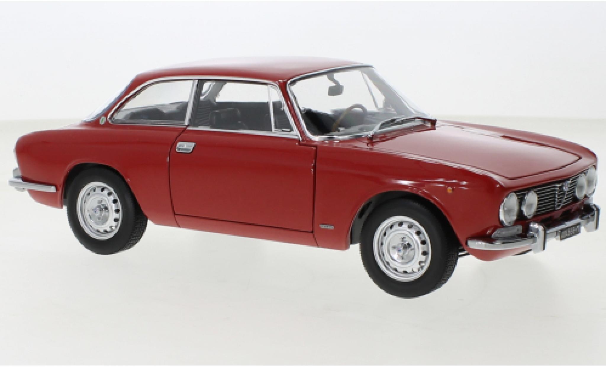 Alfa Romeo 2000 1/18 Norev GTV red 1973 diecast model cars
