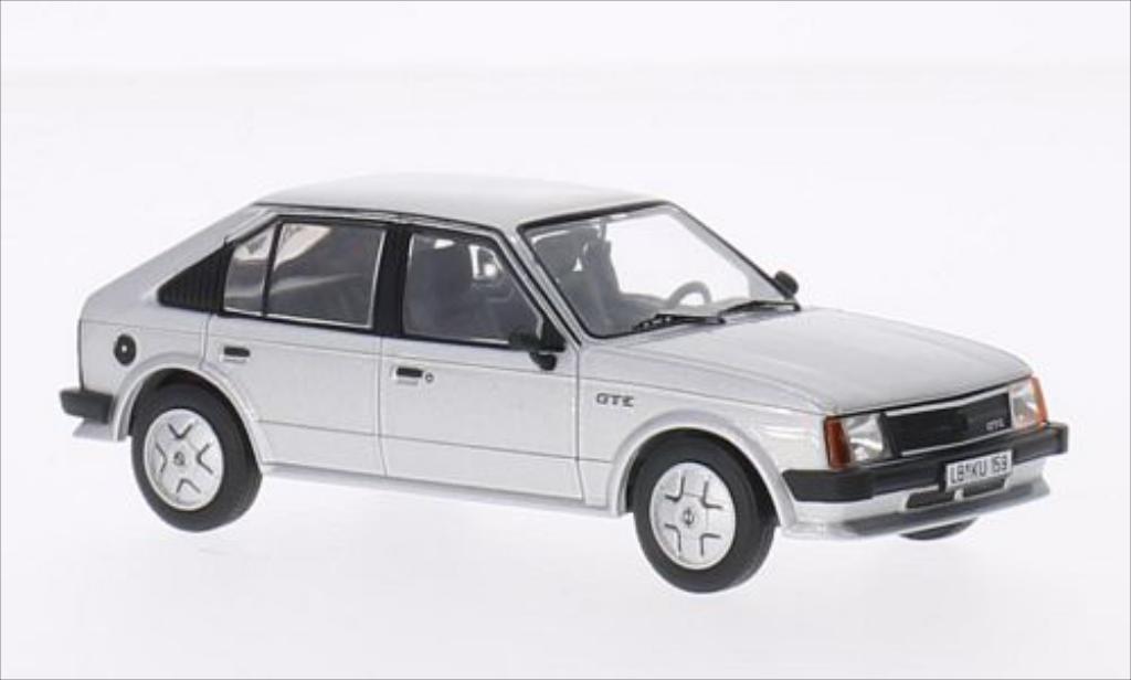 Opel Kadett D 1/43 IXO D GT/E grey 1983 diecast model cars