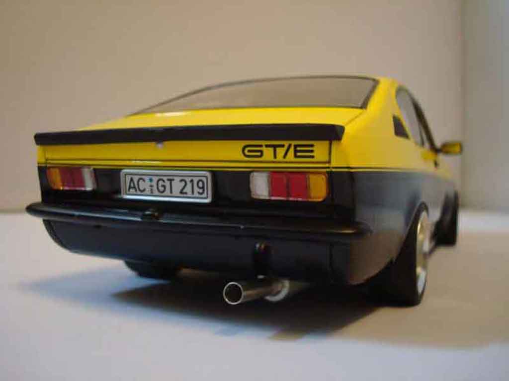 Opel Kadett C coupe c / gte 1976 1/18 Minichamps
