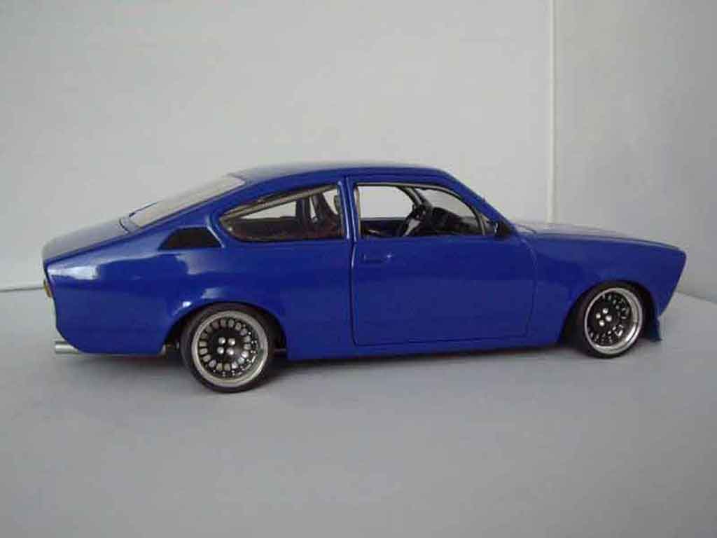 Opel Kadett C coupe sr 1976 blue 1/18 Minichamps