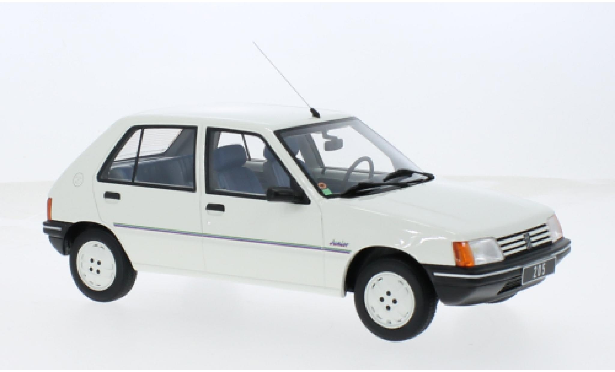 Peugeot 205 1/18 Ottomobile Junior white 1988 1:18 diecast model cars