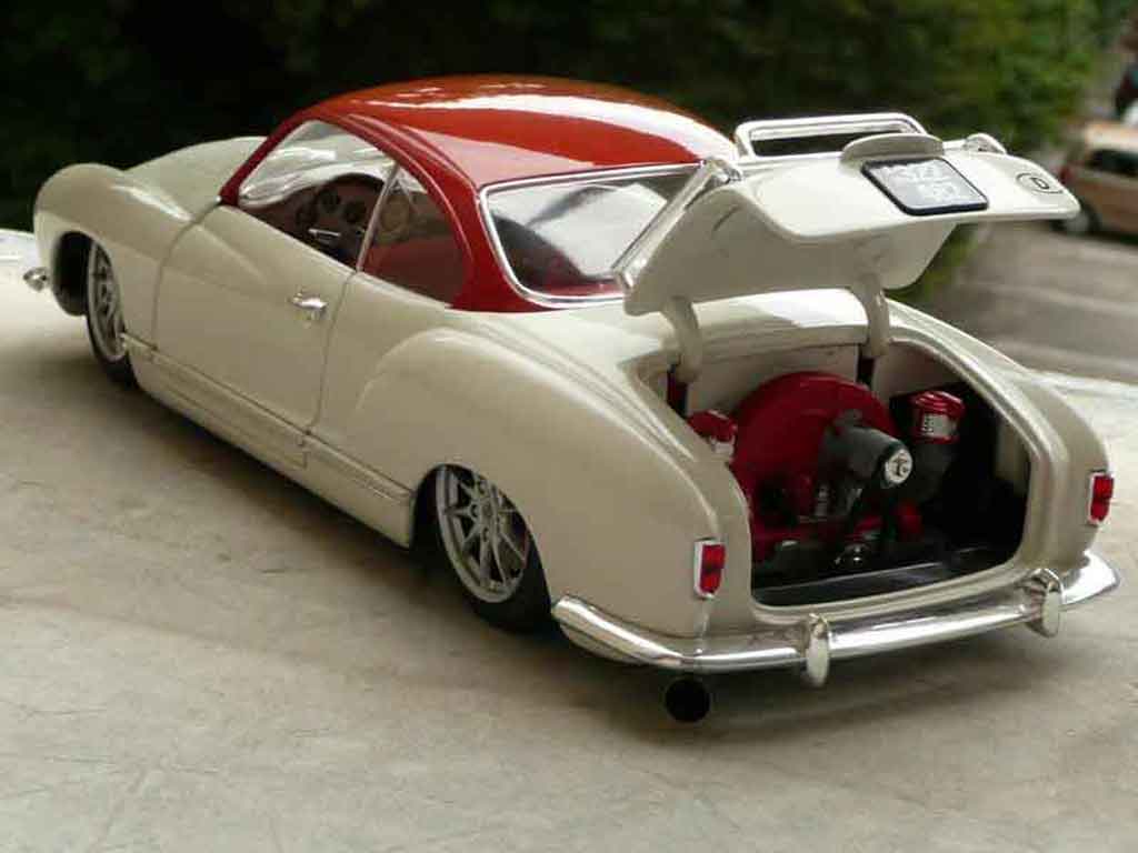 Volkswagen Karmann Base low light 1/18 Solido