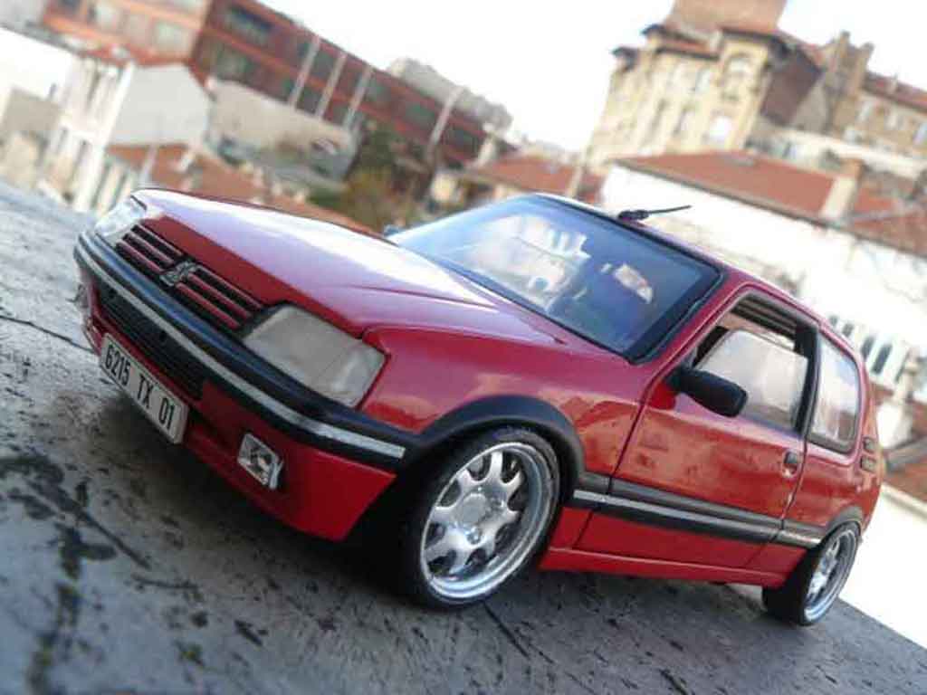 Peugeot 205 GTI 1/18 Solido 1.9 Rouge Vallelunga GTI red vallelunga jantes pts diecast model cars