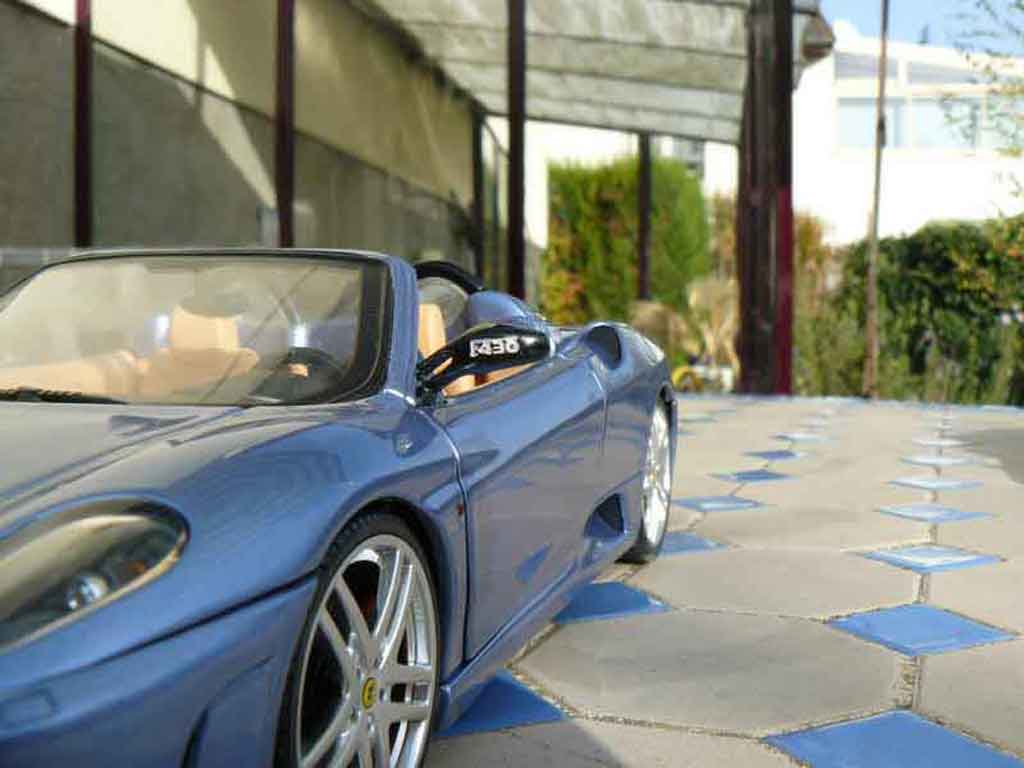 Ferrari F430 spider blue metallized 1/18 Hot Wheels