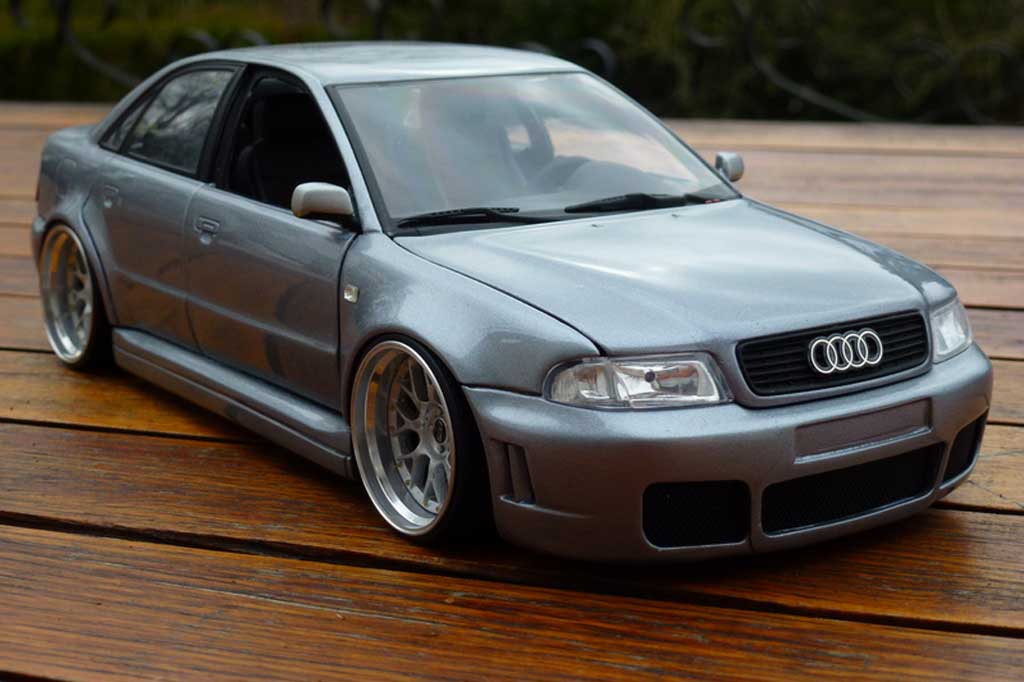Audi S4 berline grey jantes BBS 20 pouces 1/18 Ut Models