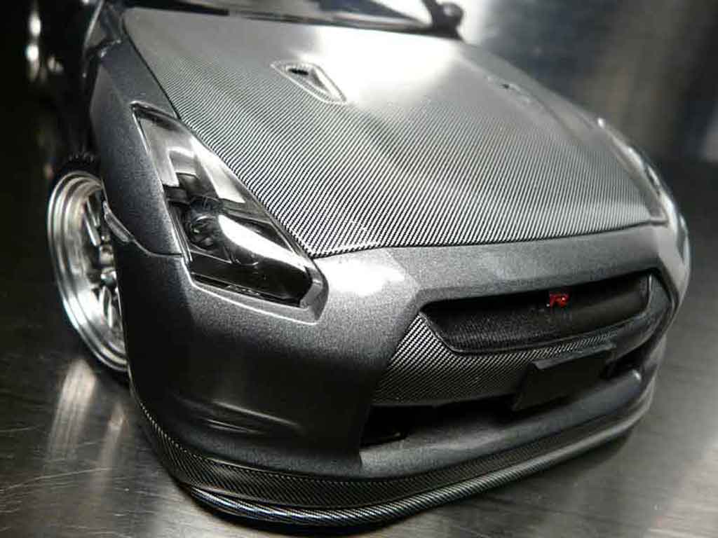 Nissan Skyline R35 1/18 Autoart R35 carbone diecast model cars