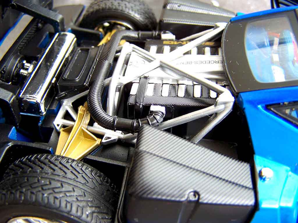 Pagani Zonda C12 blue 1/18 Motormax