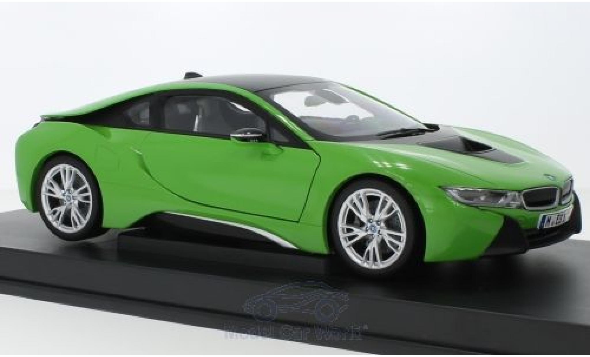Bmw i8 1/18 Paragon green diecast model cars