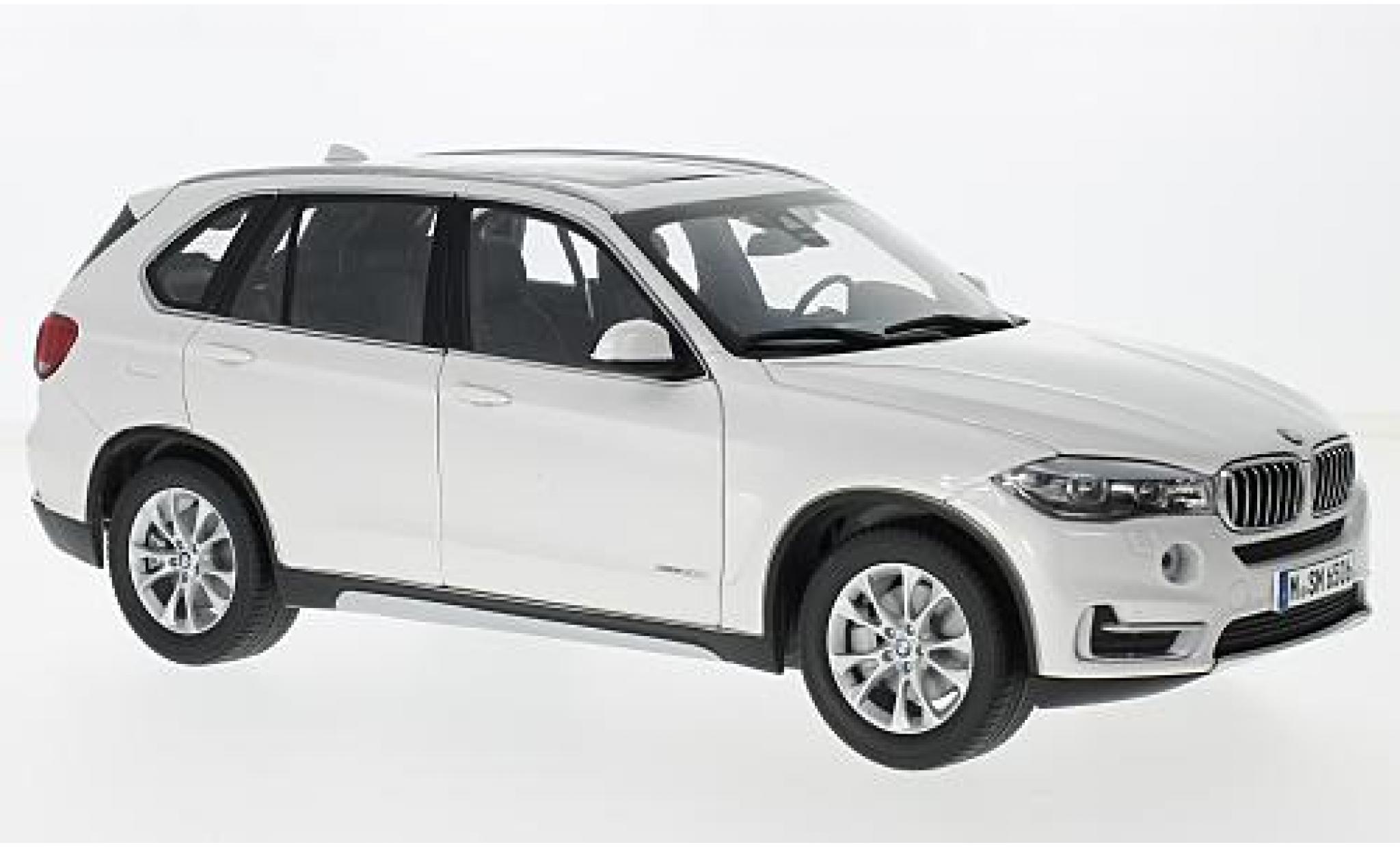 Bmw X5 1/18 Paragon (F15) metallic white diecast model cars